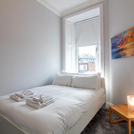 Modern 1Br Apartment In Heart Of West End Глазго Экстерьер фото